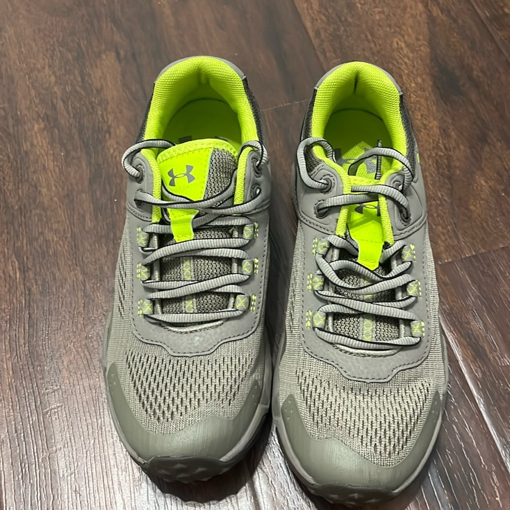 COPY - Men’s under armor sneakers size 7